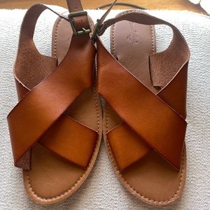 Universal Thread Sandals size 9 NWOT